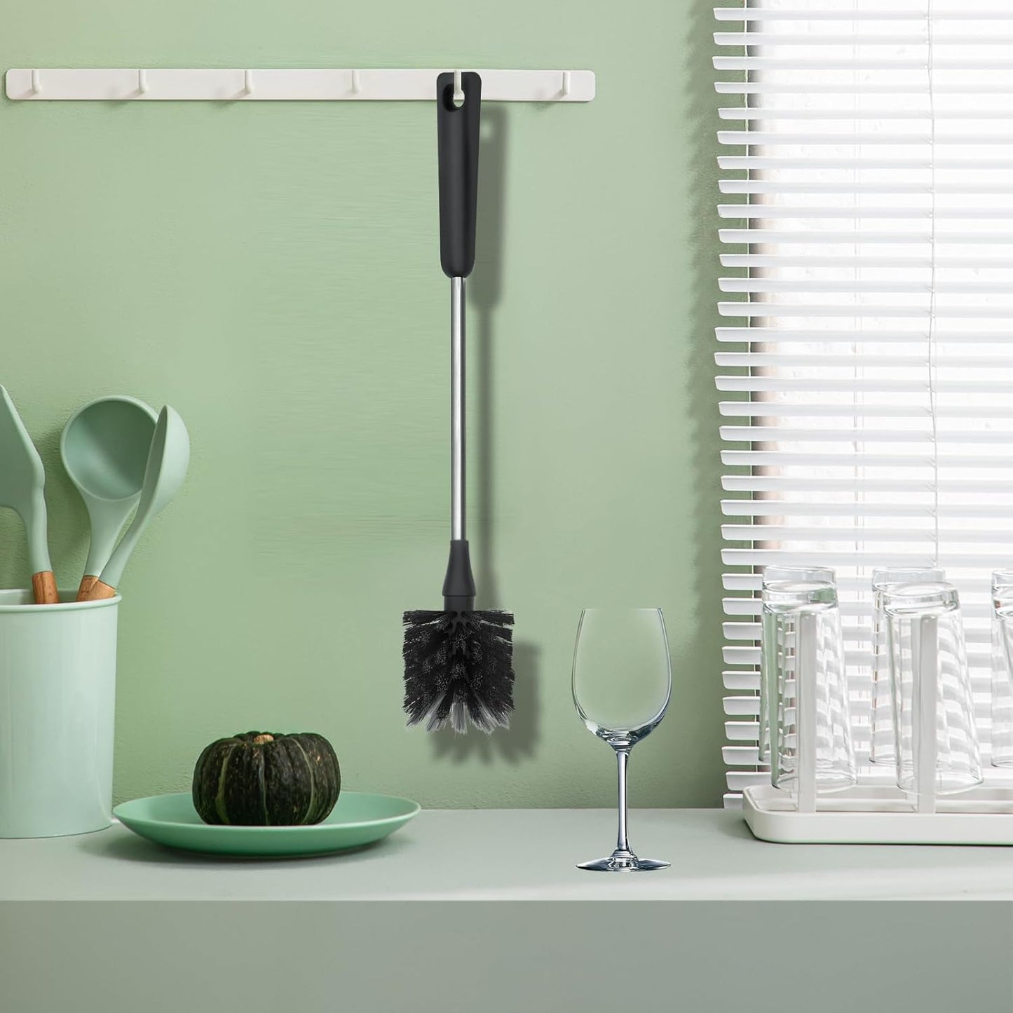 Water Bottle Brush Long Handle Bottle Cleaner Scrubbing Brush for Cleaning Sports Bottles, Baby Bottles, Cups, Coffee Mugs, Glasswares, Wine Decanters, Flask, Vase, and Kitchen Sink