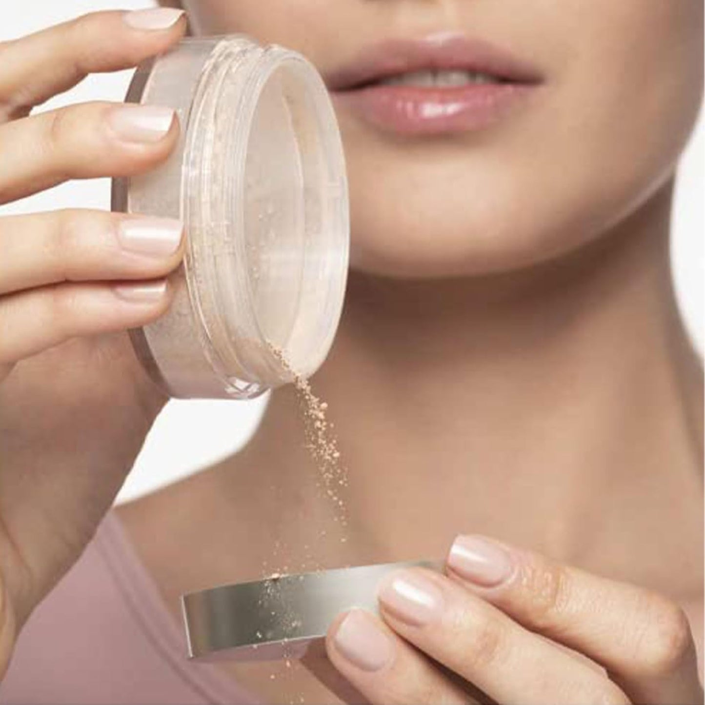 ARTDECO Mineral Powder Foundation - soft ivory – loose setting powder for a smooth & matte finish - medium coverage - perfect for sensitive & oily skin - makeup with zinc & magnesium - vegan - 0.53 Oz