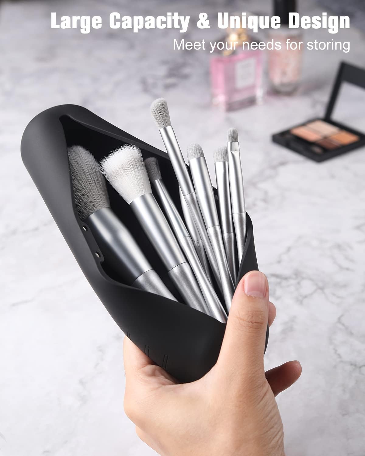 FERYES Large Travel Makeup Brush Holder, Magnetic Anti-fall Out Silicon Portable Cosmetic Face Brushes Holder, Soft and Sleek Makeup Tools Organizer for Travel- (8.27 * 2.36 * 1.57)
