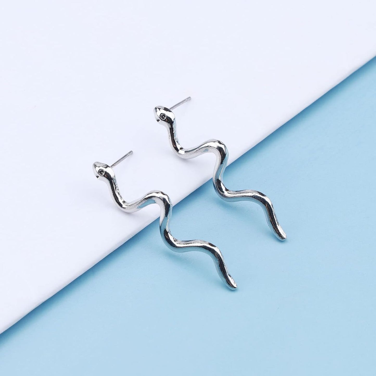 Vintage Snake Dangle Earrings Punk Snake Drop Earrings Gold Snake Stud Earrings Boho Serpent Earrings Jewelry for Women (Gold)