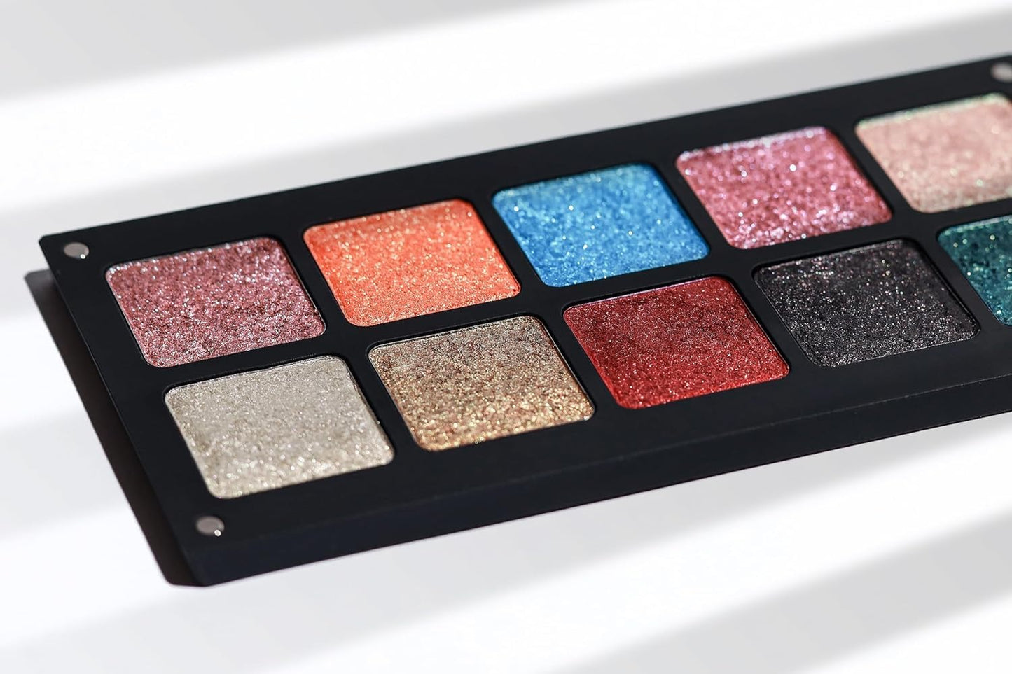 Chromatic Eyeshadow Palette | 10 Vibrant Shades for Unlimited Creativity. (Chromatic 2)