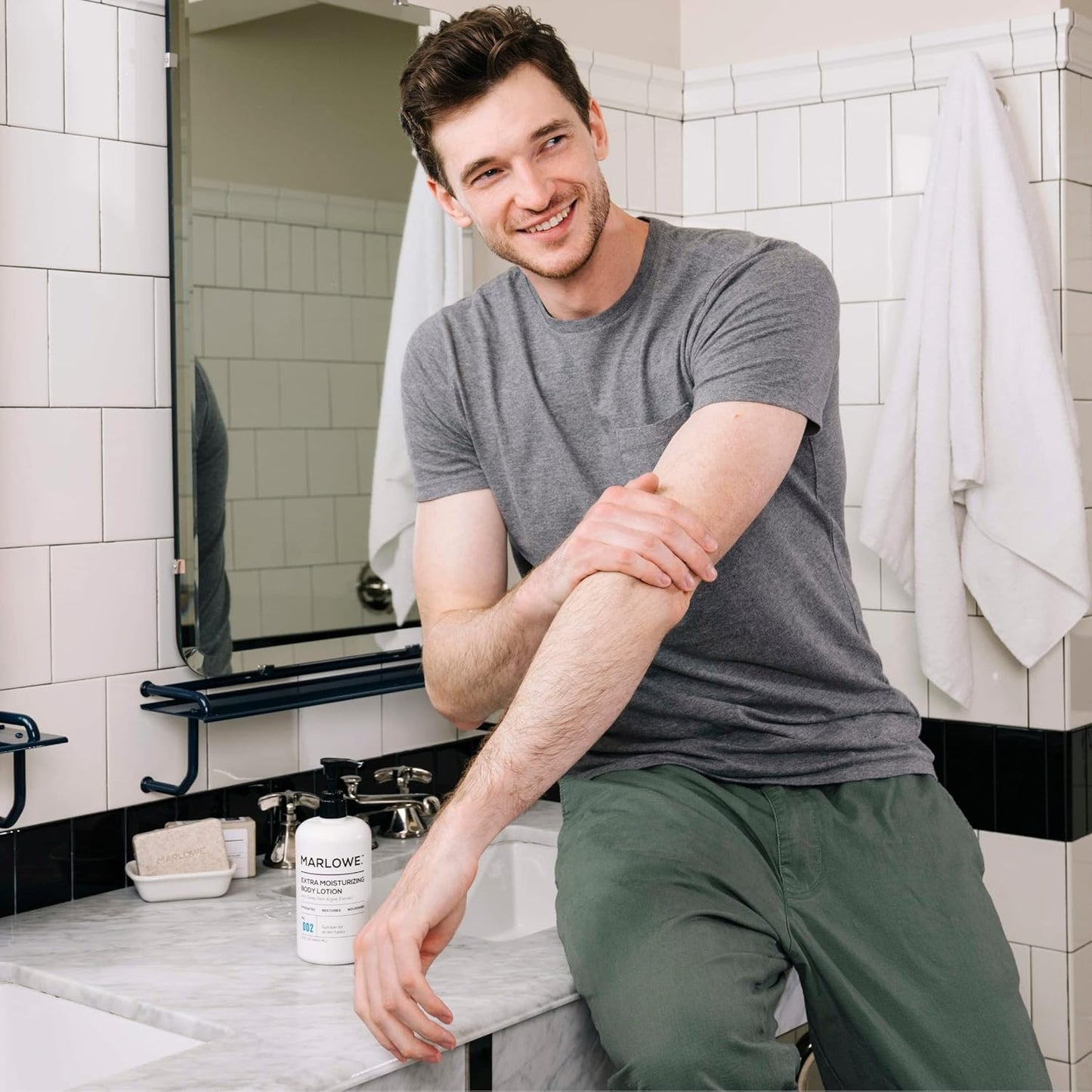 MARLOWE. No. 002 Body Lotion 15 oz Pump, Original, Revitalizing Dry Skin Lotion with Aloe Vera & Amino Acids, Hydrates & Nourishes, Lightly Scented